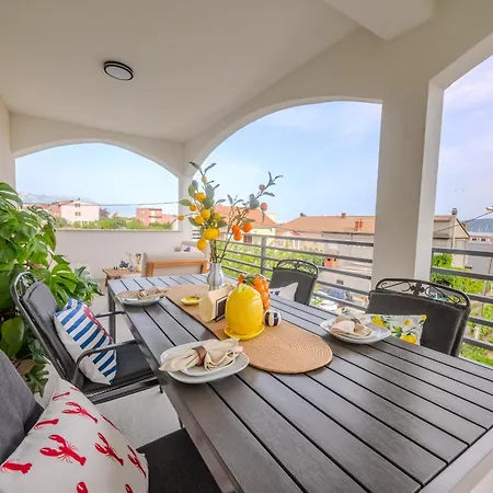 Luxury Apartment Marino Near Beach Kastela Exterior photo