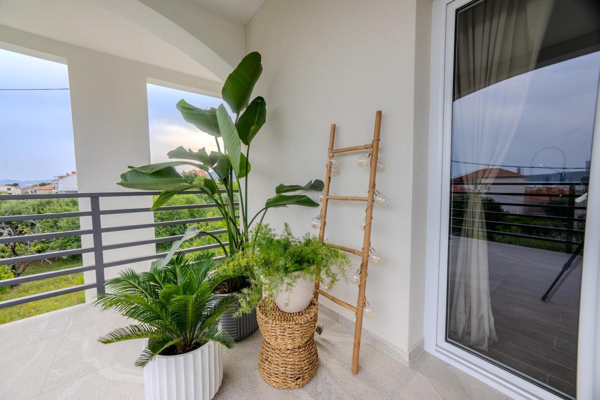 Apartment Luxury Marino Near