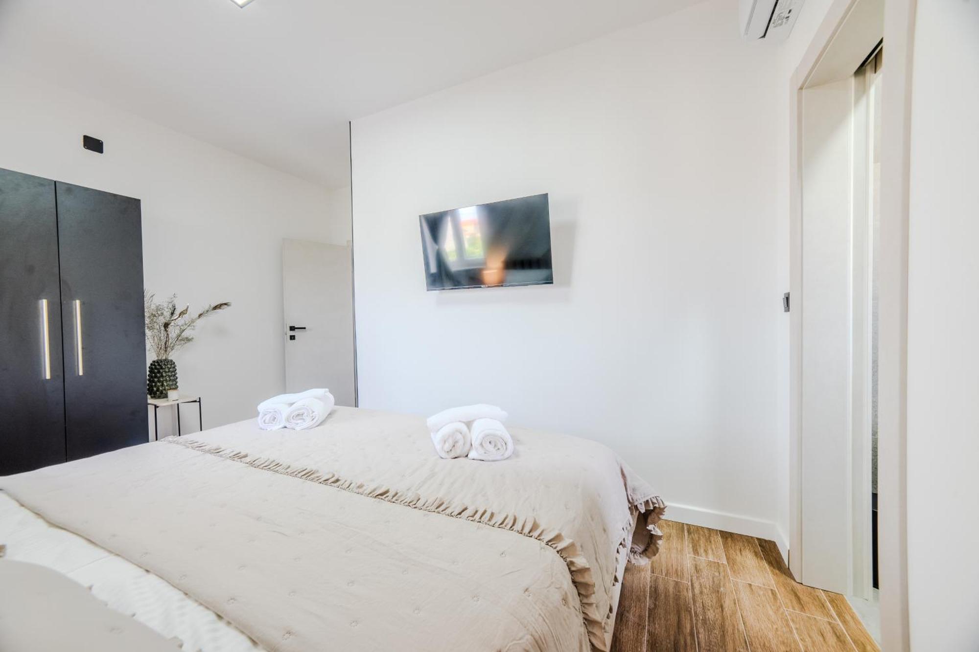 Apartment Luxury Marino Near